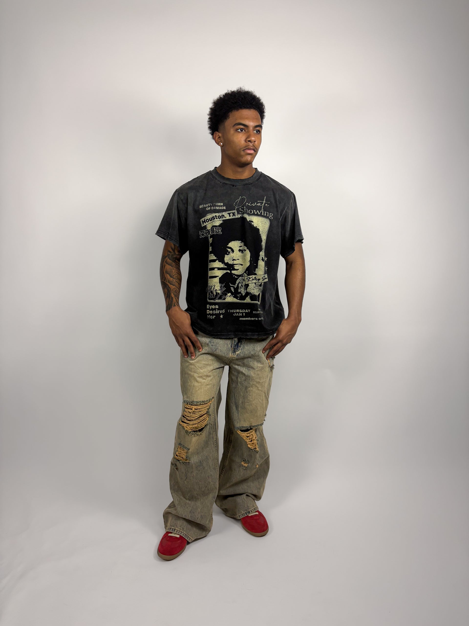 WORLD TOUR TEE