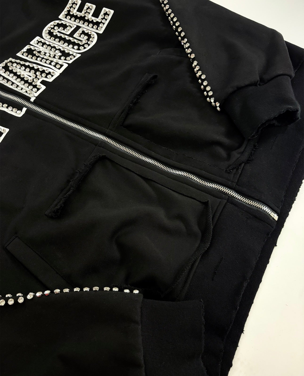 BLACK GEMSTONE ZIPUP (Clear Edition)